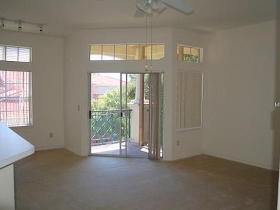 3rd image of 7350 Westpointe Blvd APT 232