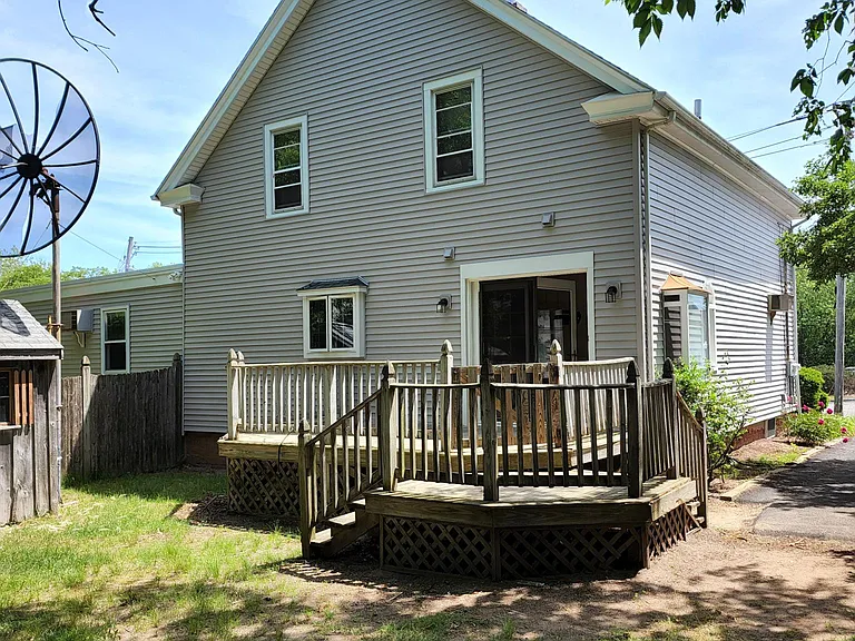 735 Newport Ave #1 — Photo 2