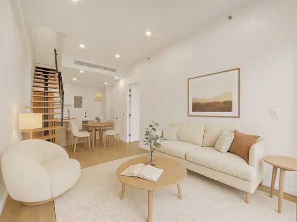 81-07 Kew Gardens Road image 2 of 11