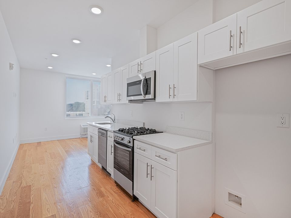 2nd image of 56 Cottage St APT 405