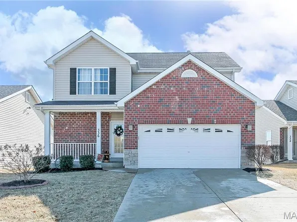 336 Stone Village Dr, Wentzville, MO 63385