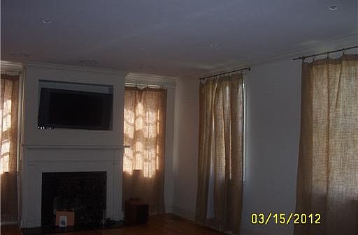 4th image of 291 Bellaire Dr