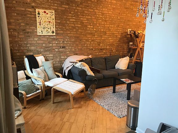 4th image of 1837 W 21st Pl APT 1
