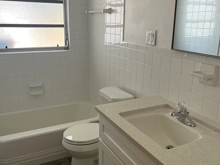 340 Glen Oak Rd — Photo 6