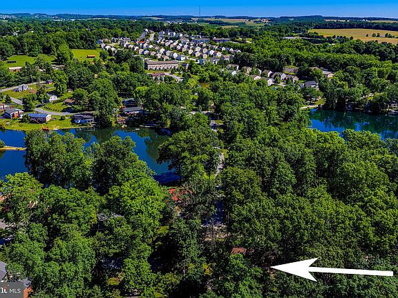 3rd image of 489 Well Dr