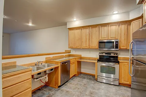 1850 SW Scenic Heights St #B102 Photo 1