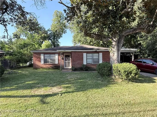 2023 Shannon Rd, Alexandria, LA 71301