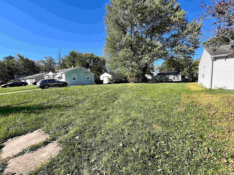 2nd image of 5104 Reed St