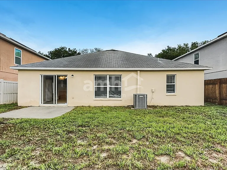 10434 Boyette Creek Blvd — Photo 15