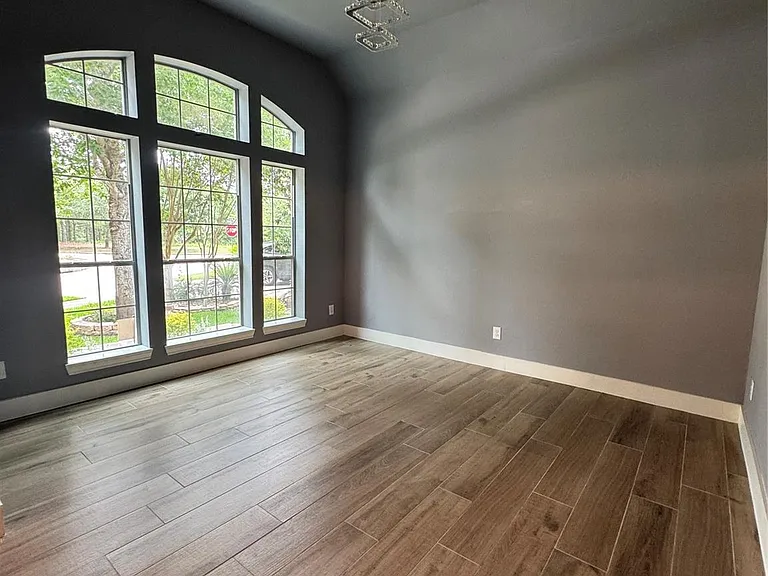 6330 Bear Creek Ct — Photo 3