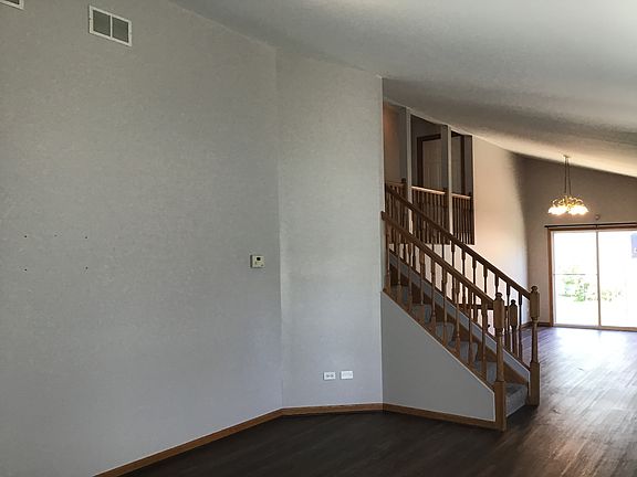 4th image of 7001 Astoria Dr