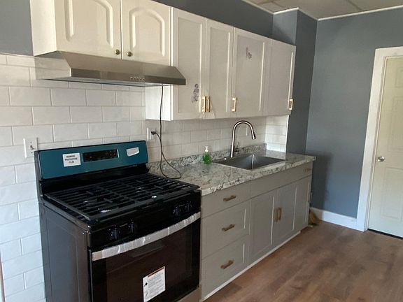 5th image of 416 Westford St #2