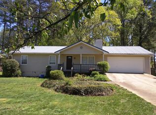 532 Peachtree Ridge Dr, Lawrenceville, GA 30043