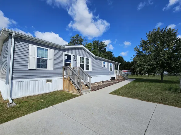 2279 Treelane Dr #641, Traverse City, MI 49686