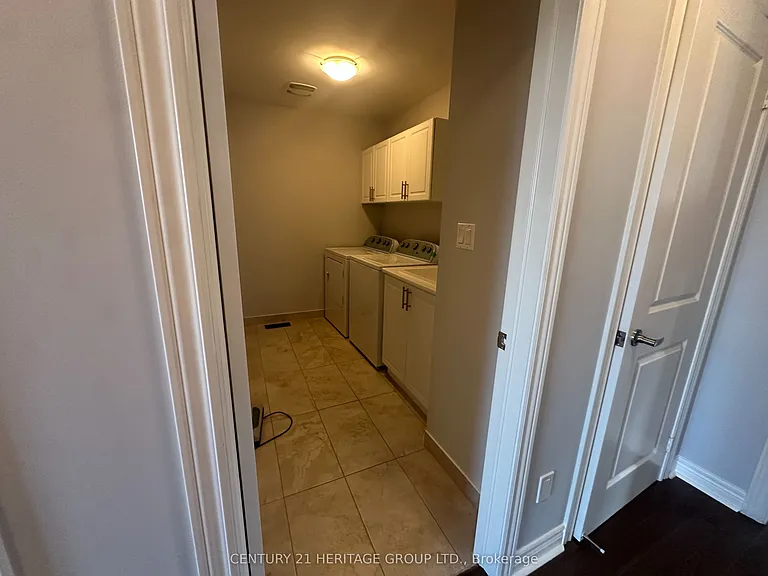 99 Cayton Cres — Photo 22