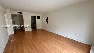 3rd image of 2350 NE 135th St APT 212