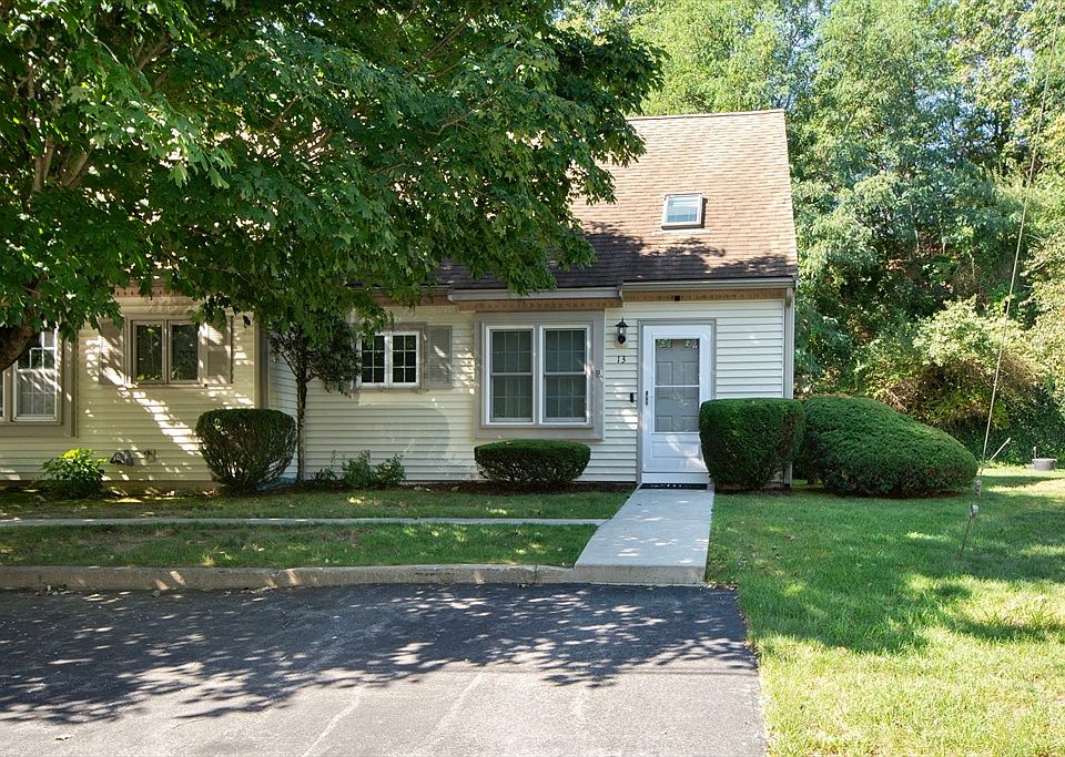 1st image of 13 Schofield Rd Unit 13