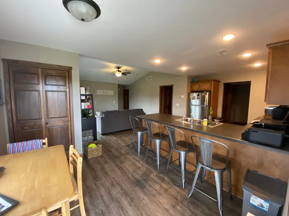 1841 Spruce Street, 1841 Spruce Ave #B, Menomonie, WI 54751