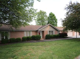 134 Camelot Dr, Huntington, WV 25701