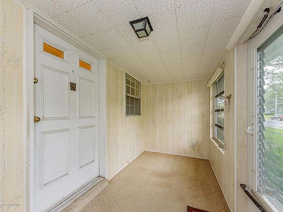 4th image of 113C Edinburgh Ln #1003