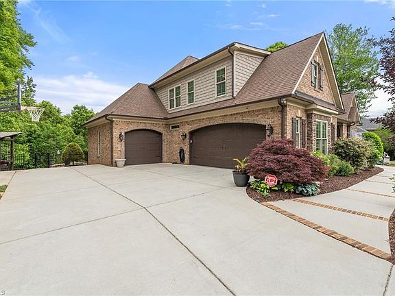 3rd image of 7336 Henson Forest Dr