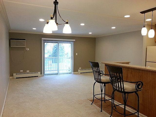 1st image of 902 W Alleghany Dr