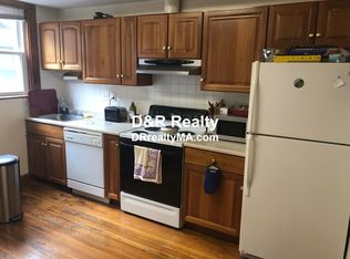 15 Magazine St #D2, Cambridge, MA 02139