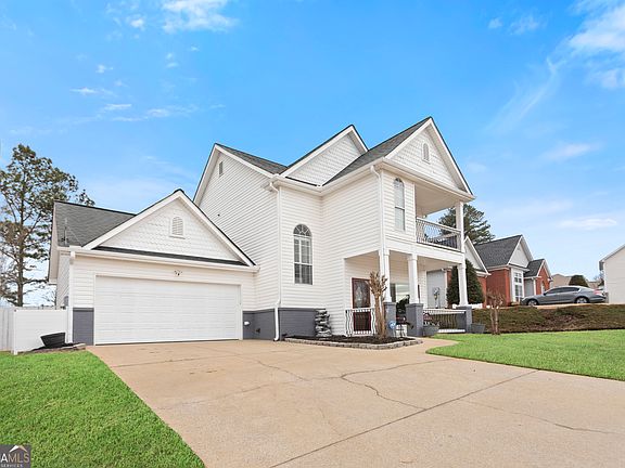 3rd image of 2156 Raccoon Ct