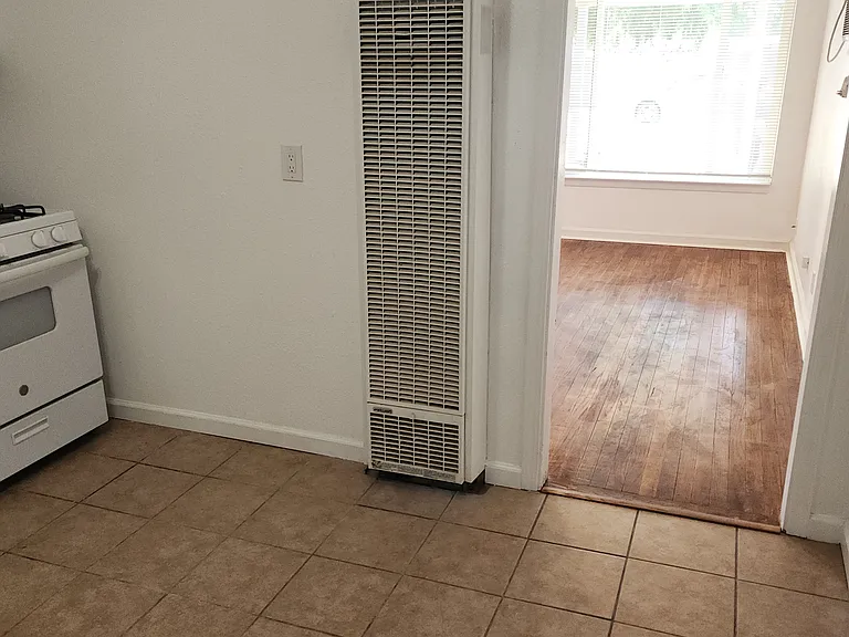 1005 Callen St — Photo 19