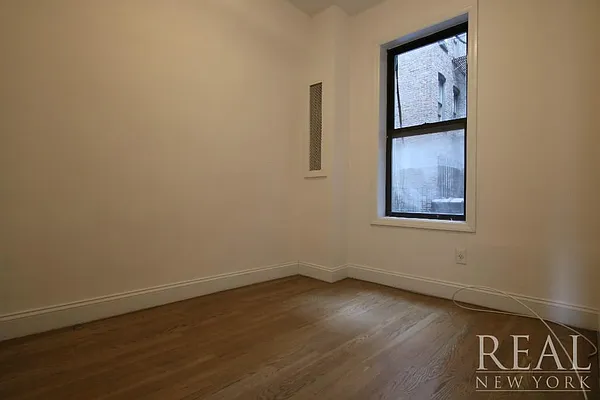 Rented by REAL New York | media 22