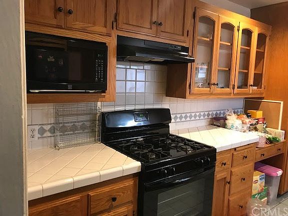 4th image of 5423 Adenmoor Ave
