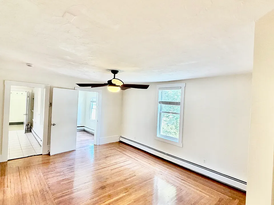 10 Northend St #2
