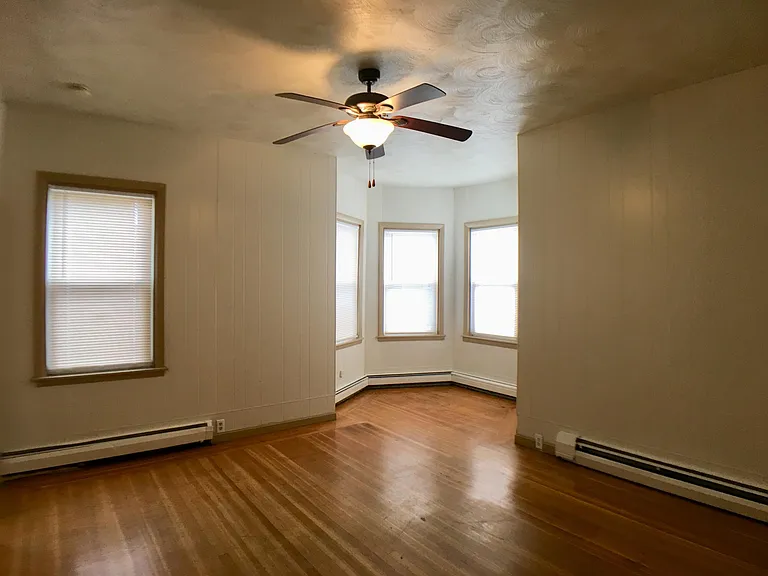 535 Park Ave #1 — Photo 3