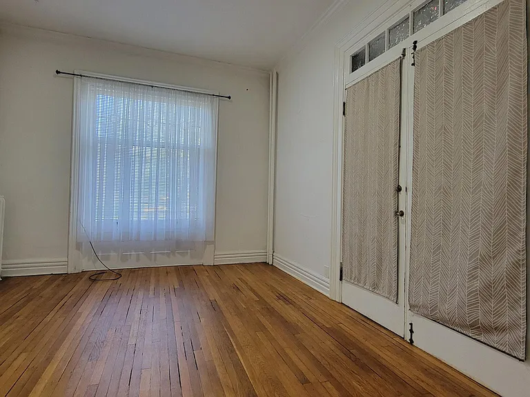 518 Madison Ave #1 — Photo 5