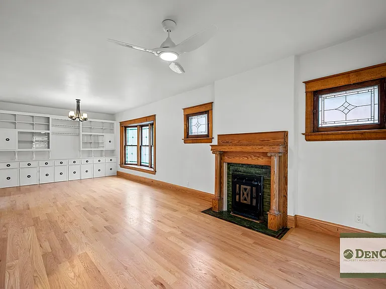 582 S Grant St — Photo 5