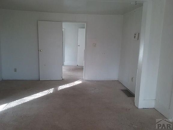 3rd image of 1639 E 8th St