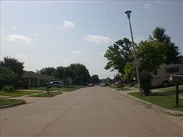 2nd image of 2422 Shalimar Dr