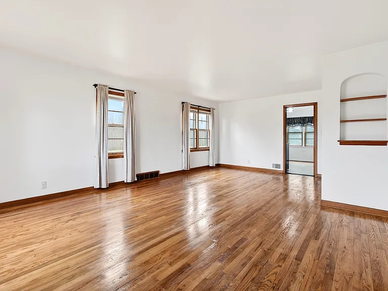 3707 Marcy St — Photo 4