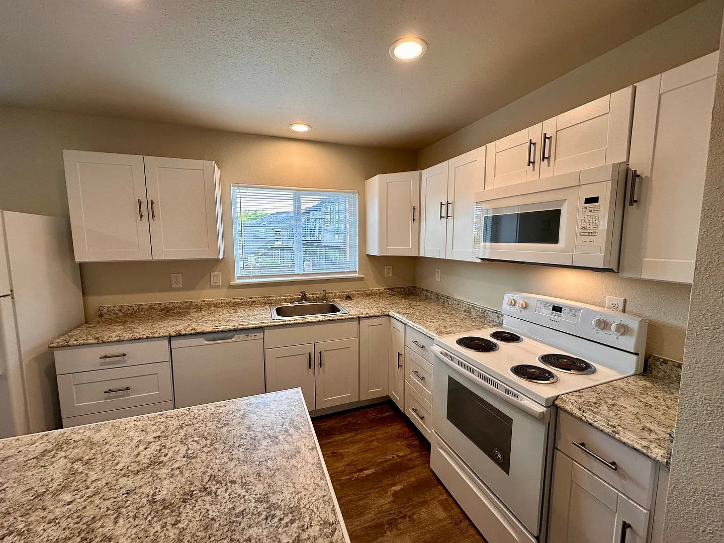 1397 E. Cypress Avenue — Photo 3