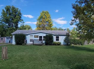 2560 Hasen Dr, Lambertville, MI 48144