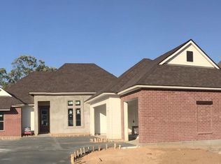 313 Glasgow Dr, Lafayette, LA 70508