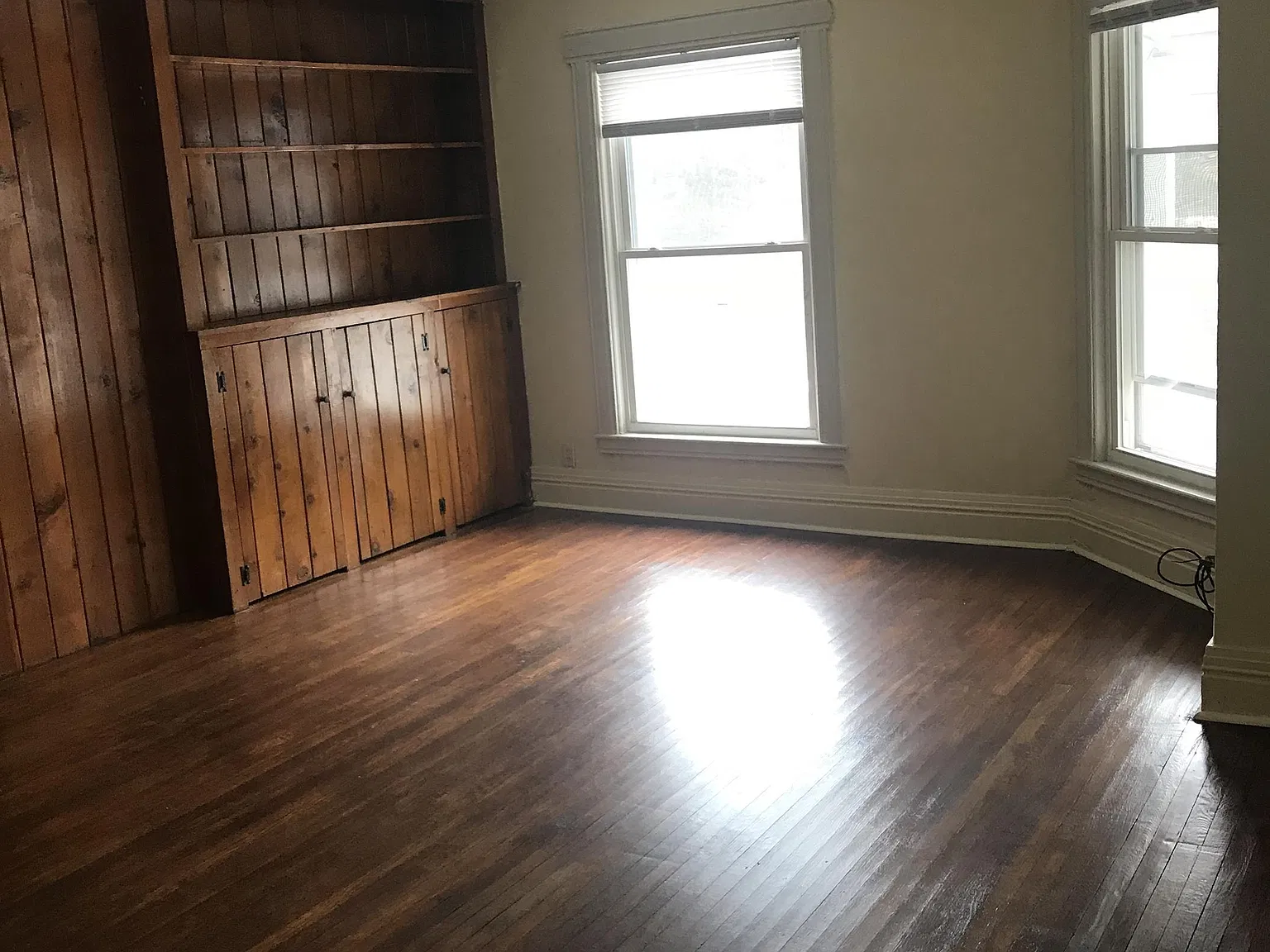 807 W. Water St. - 2E — Photo 2
