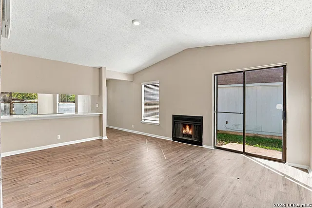 4 bed, 2.0 bath, 1199 sqft, $1,475 — Photo 4