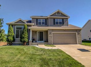 5306 Hazelcrest Dr, Madison, WI 53704