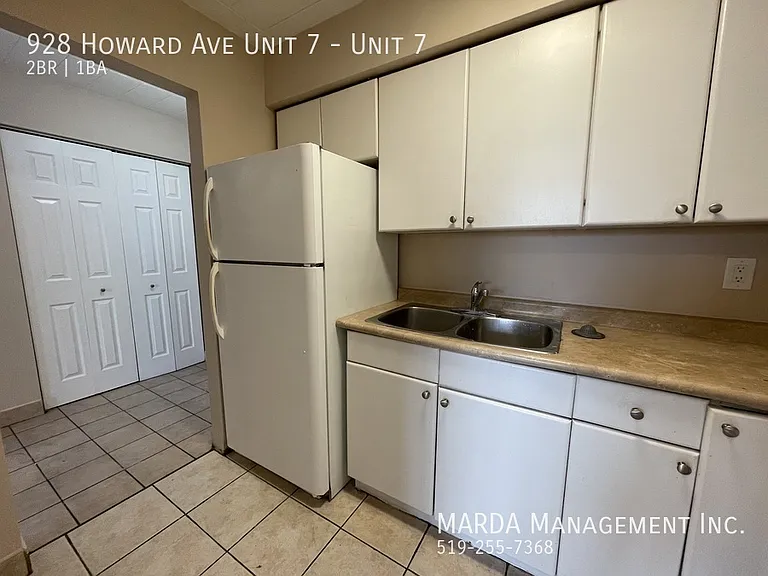 928 Howard Ave #7 — Photo 5