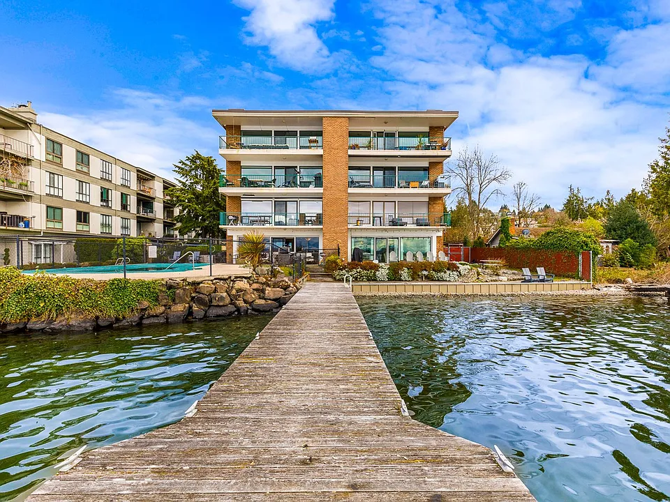 6225 Lake Washington Blvd NE #406