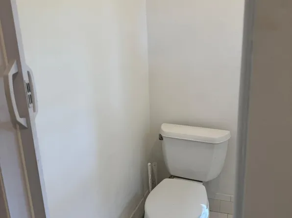 3320 NW 16th Ter, Miami, FL 33125