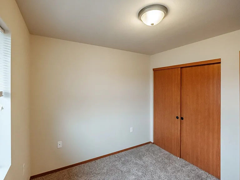 Lafayette Place Apartments — Photo 47