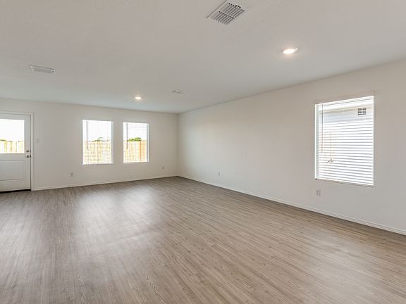4th image of 5908 Cherry Hollow Way