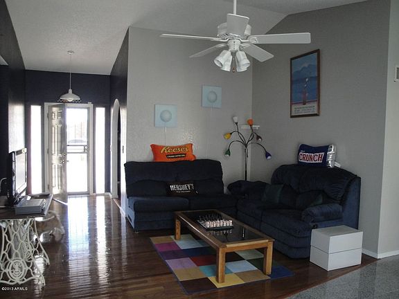 3rd image of 4858 E Dallas Cir